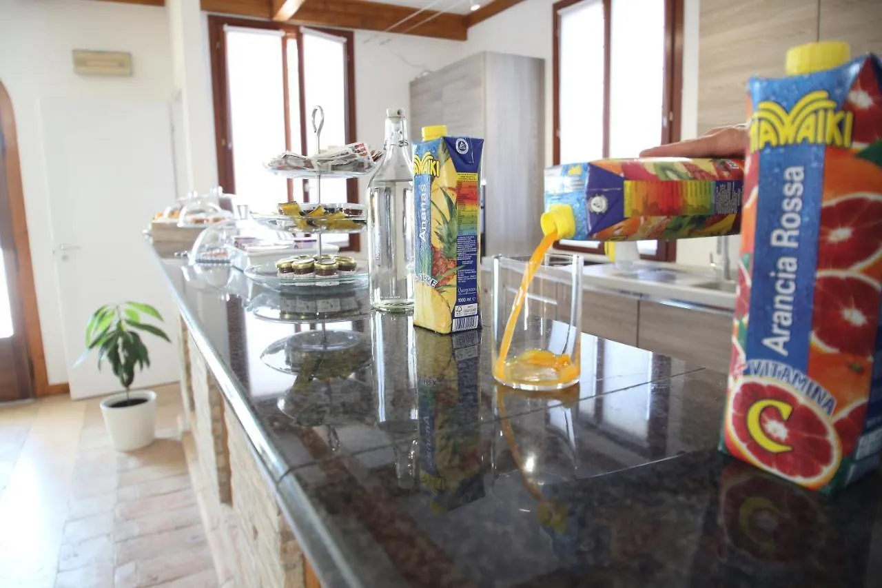 Villa Francesca B&B Redondesco 0*,  Italy
